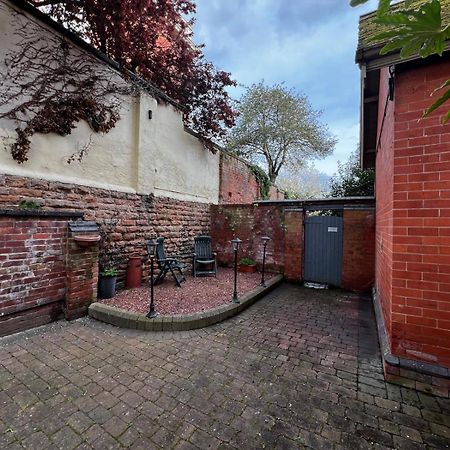 Historic House In The Park, Private Courtyard Near The Castle Apartment Nottingham Exterior photo